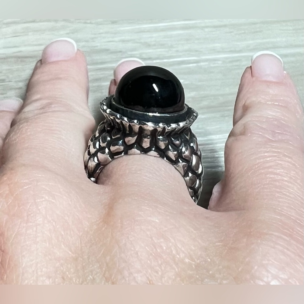 Vintage Heavy Designer Dian Malouf Sterling Silver Pomegranate Onyx Ring, Size 7 - Picture 9 of 11